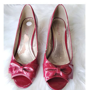 Kenneth Cole Red Peep toe Bow Pump Heels 7.5 Ruby Slippers